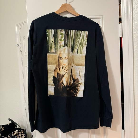 Kylie Jenner graphic tee - Picture 3 of 5